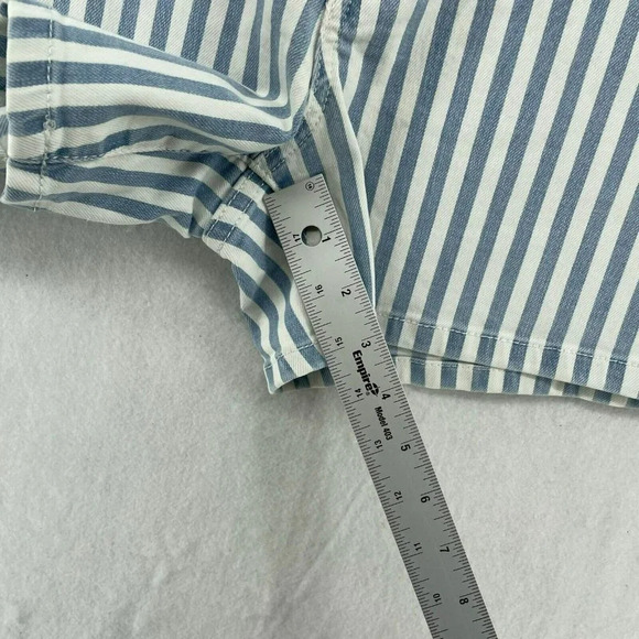 Universal Thread Shorts Women's 8 Blue White Geek Striped Hi-Rise Midi Stretch - Picture 5 of 12